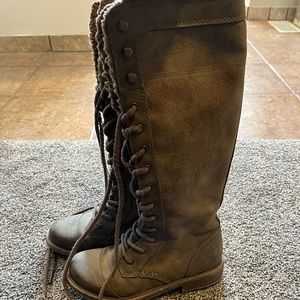 Womens Roxy Boots